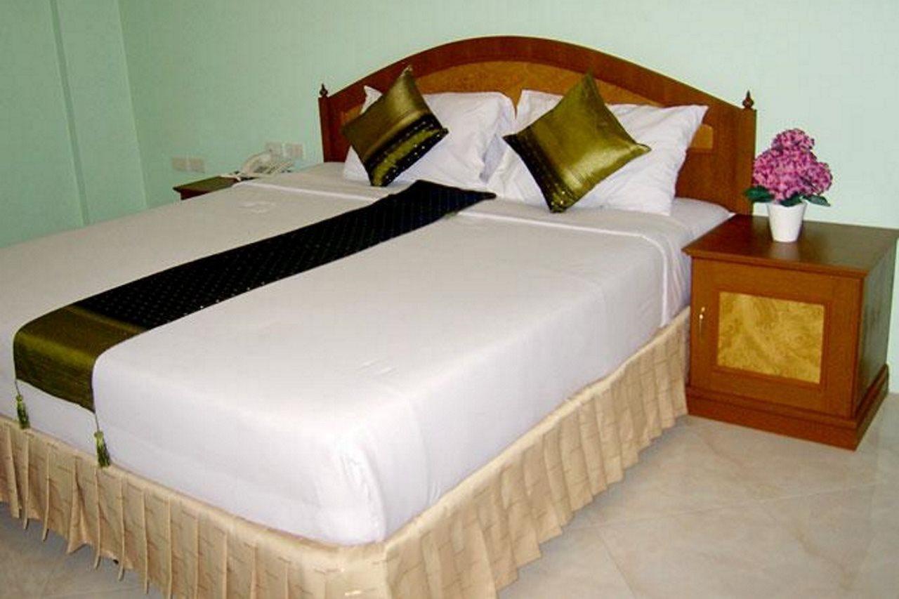 Baan Ss Karon Hotel Exterior photo