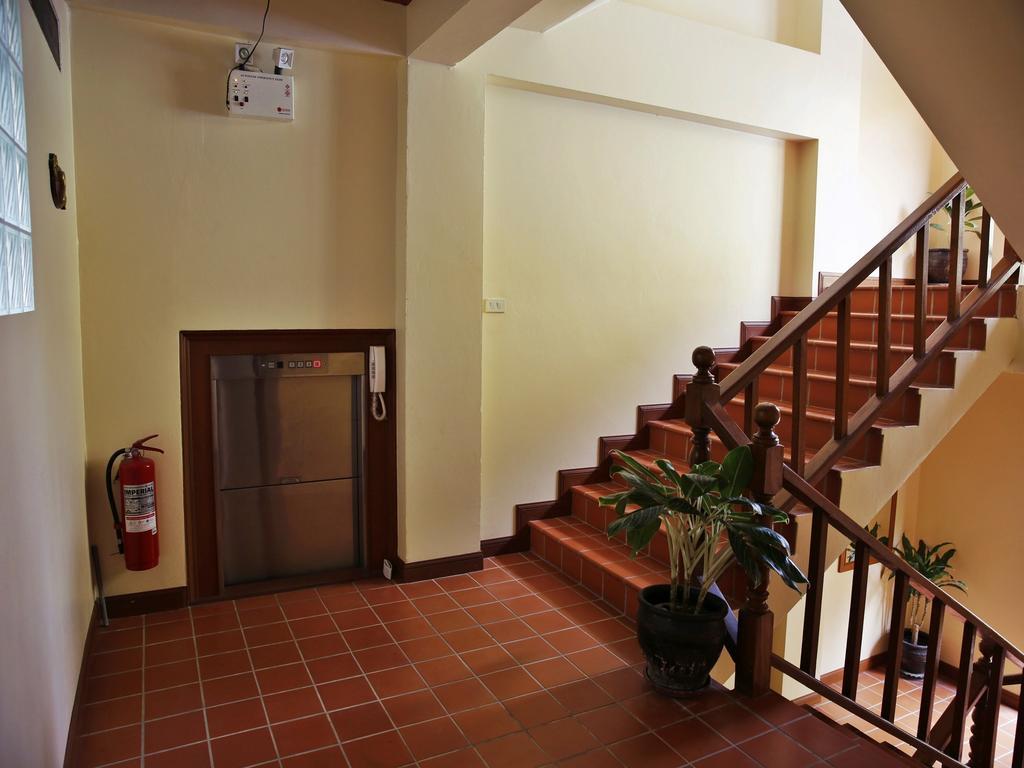 Baan Ss Karon Hotel Exterior photo